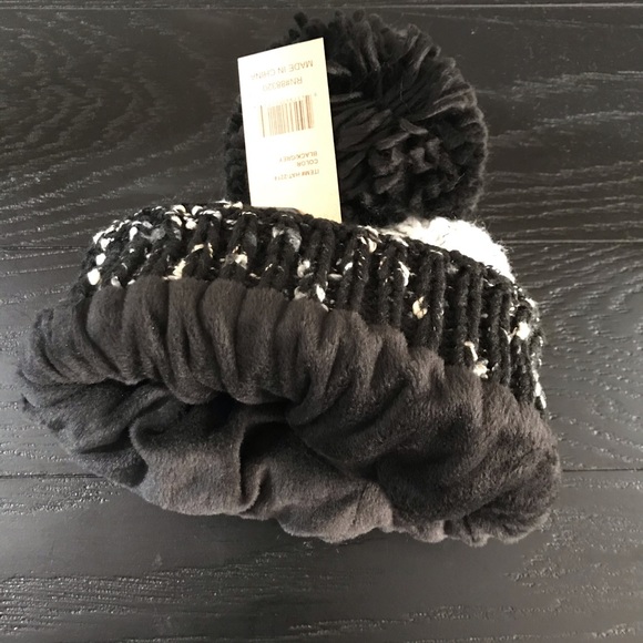 1 Left!l! C.C Thick Lined Beanie w/Pom - Picture 5 of 7